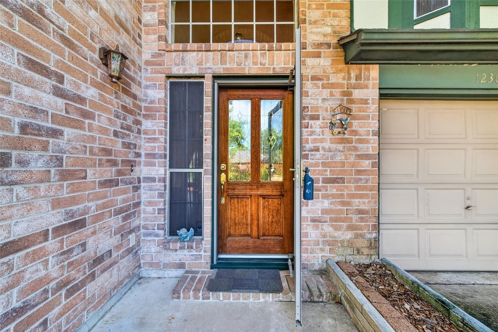 12303 Paddock Way - Photo 2