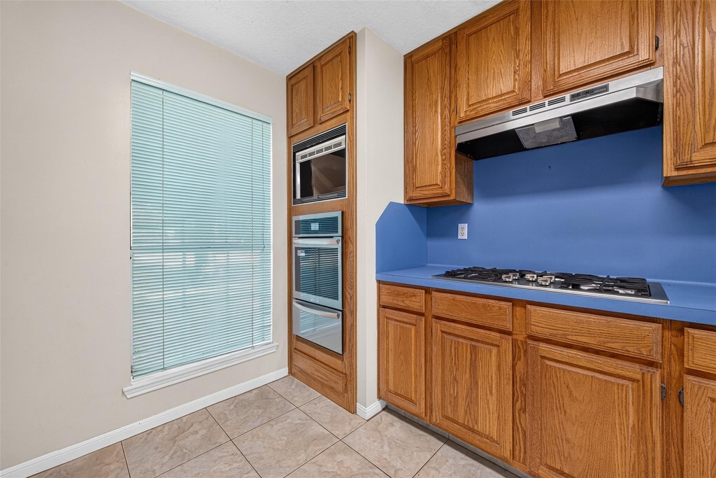 12303 Paddock Way - Photo 9