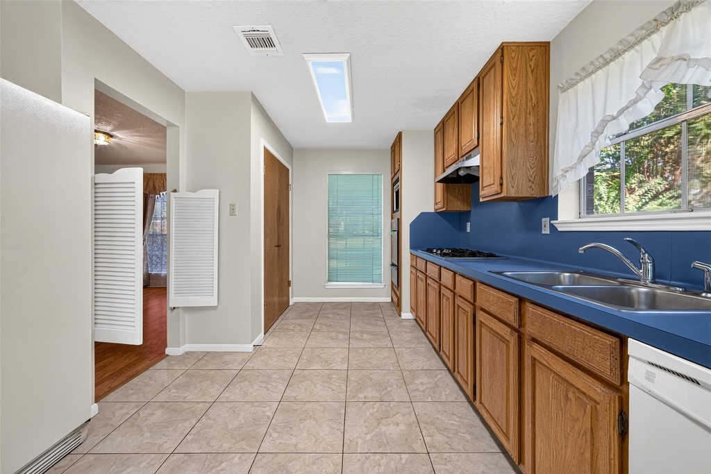 12303 Paddock Way - Photo 11