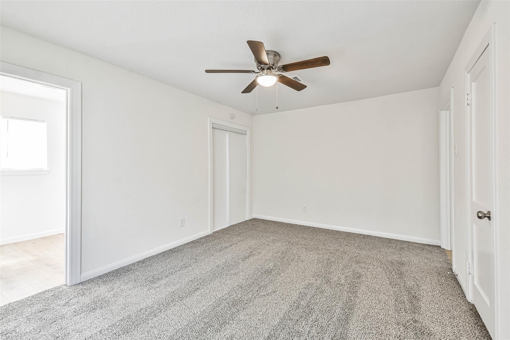 105 Live Oak Street - Photo 18