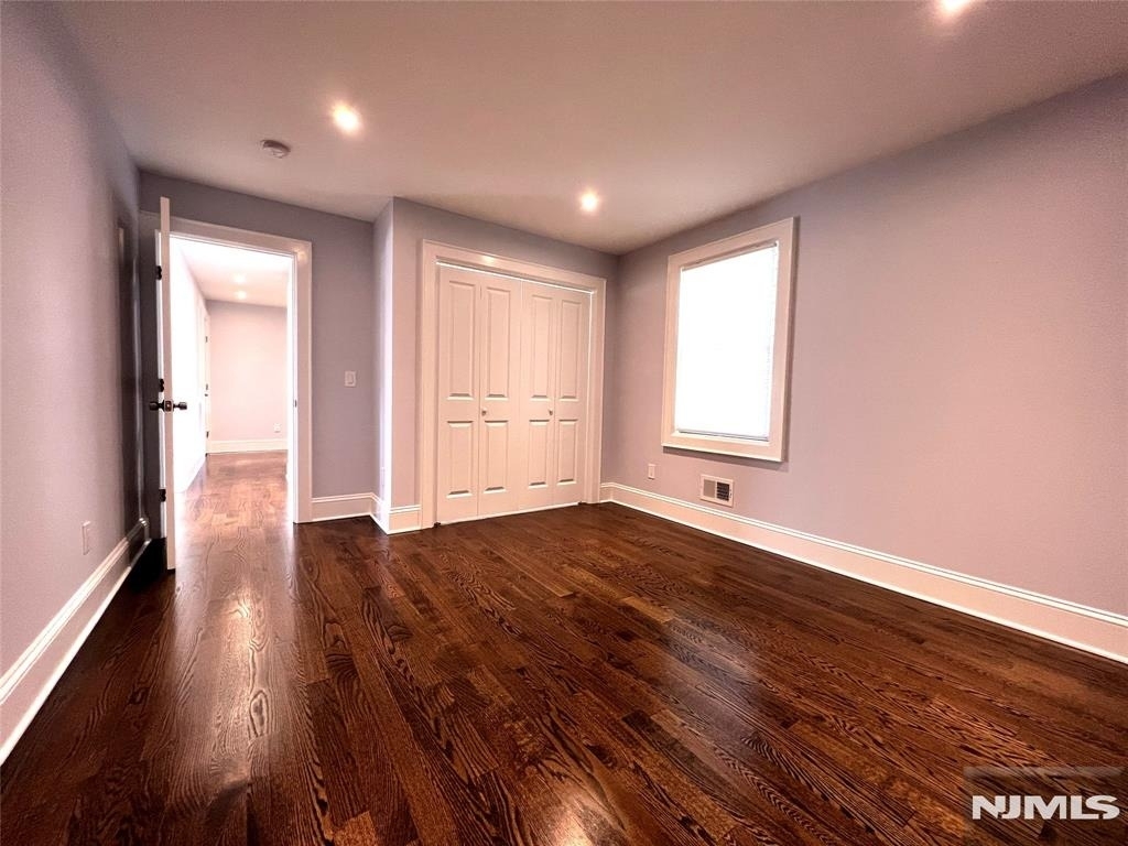 19 Cedar - Photo 5