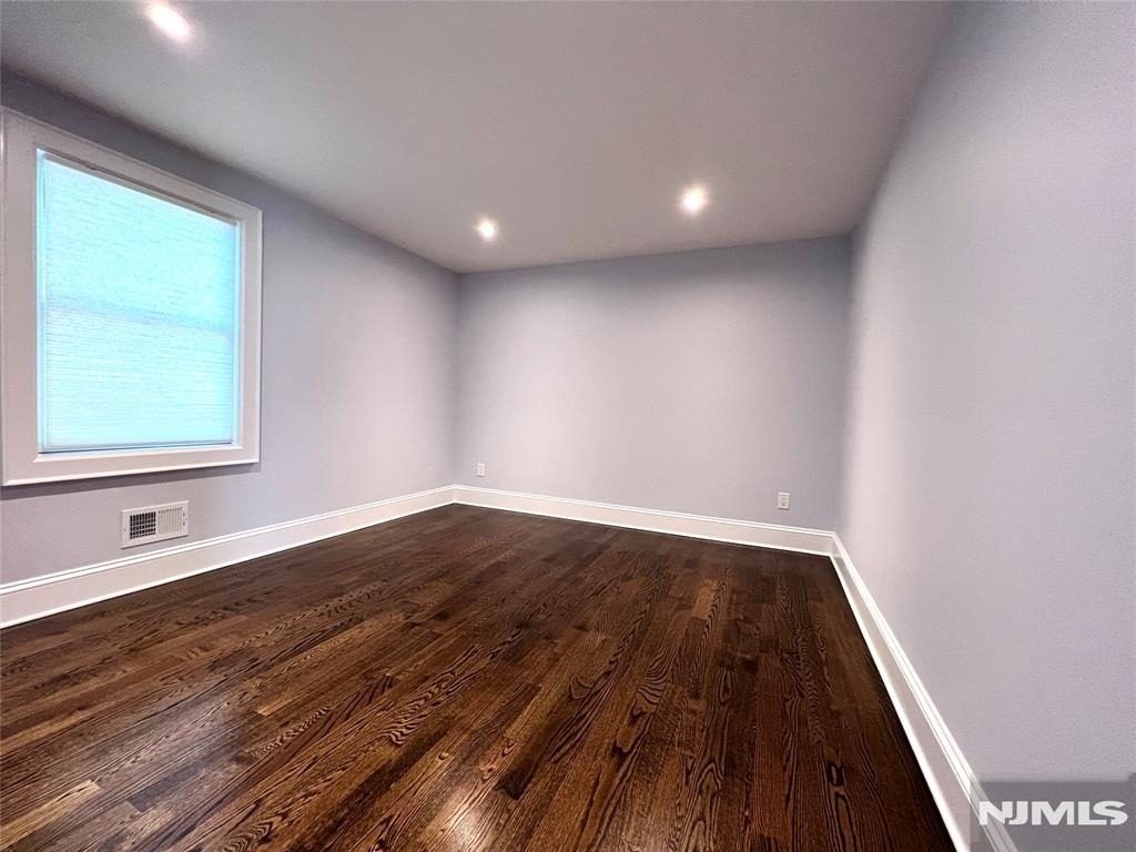 19 Cedar - Photo 6