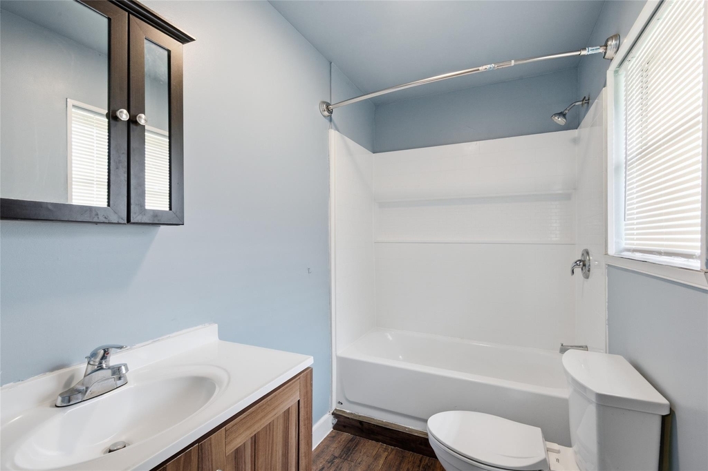 6318 Laramie Street - Photo 12
