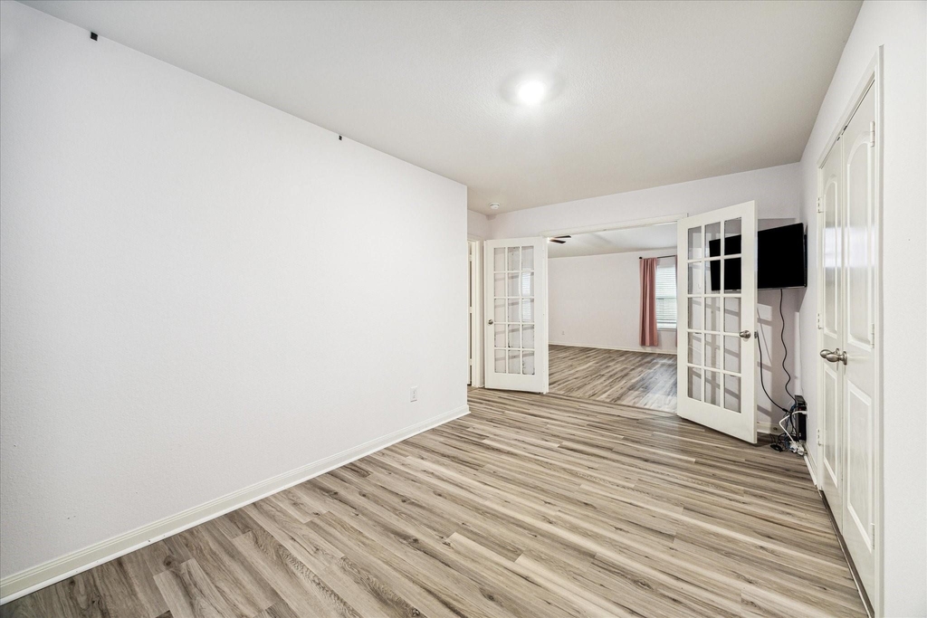 517 Amberwood Park Drive - Photo 14