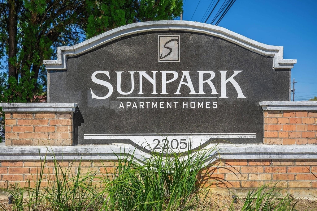 2205 N Frazier Street - Photo 8