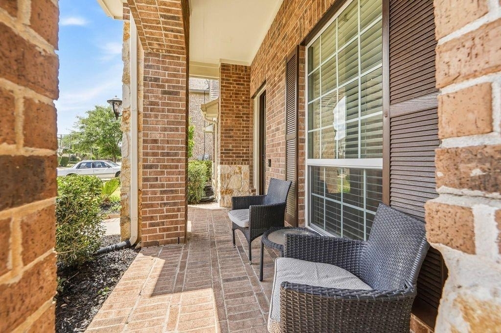17210 Pentland Court - Photo 4