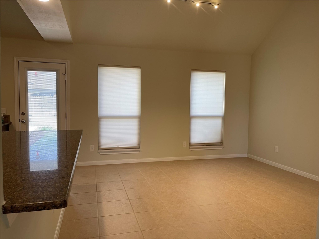 6535 Bastrop Trail - Photo 8