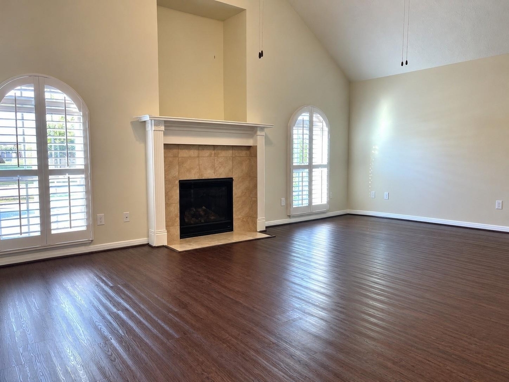 6535 Bastrop Trail - Photo 3