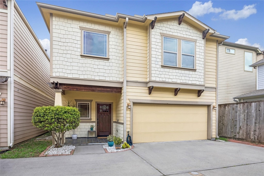 5924 Petty Street - Photo 0