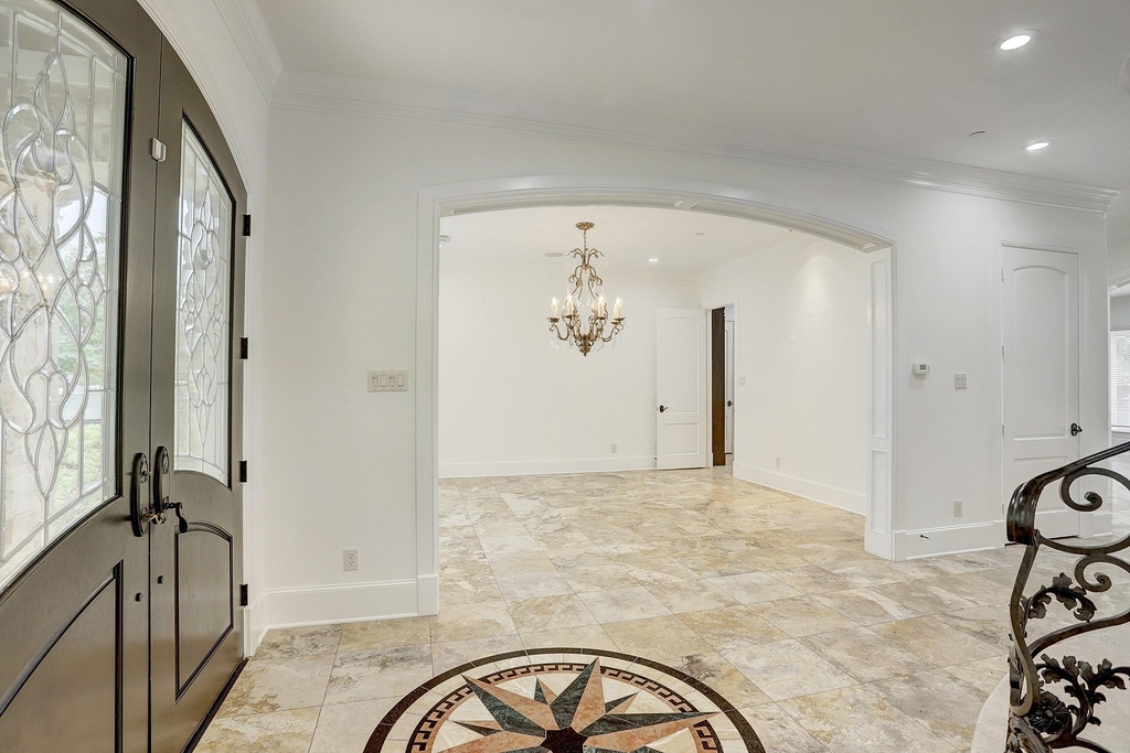 6007 Newcastle Street - Photo 9