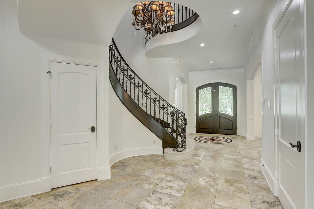 6007 Newcastle Street - Photo 10