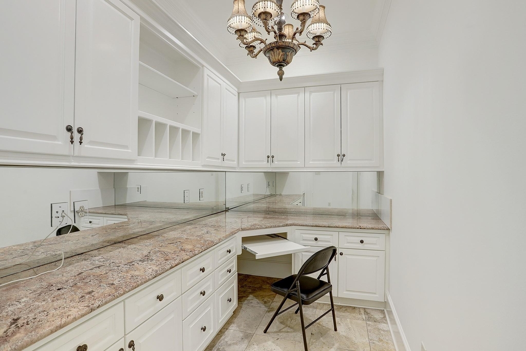 6007 Newcastle Street - Photo 21