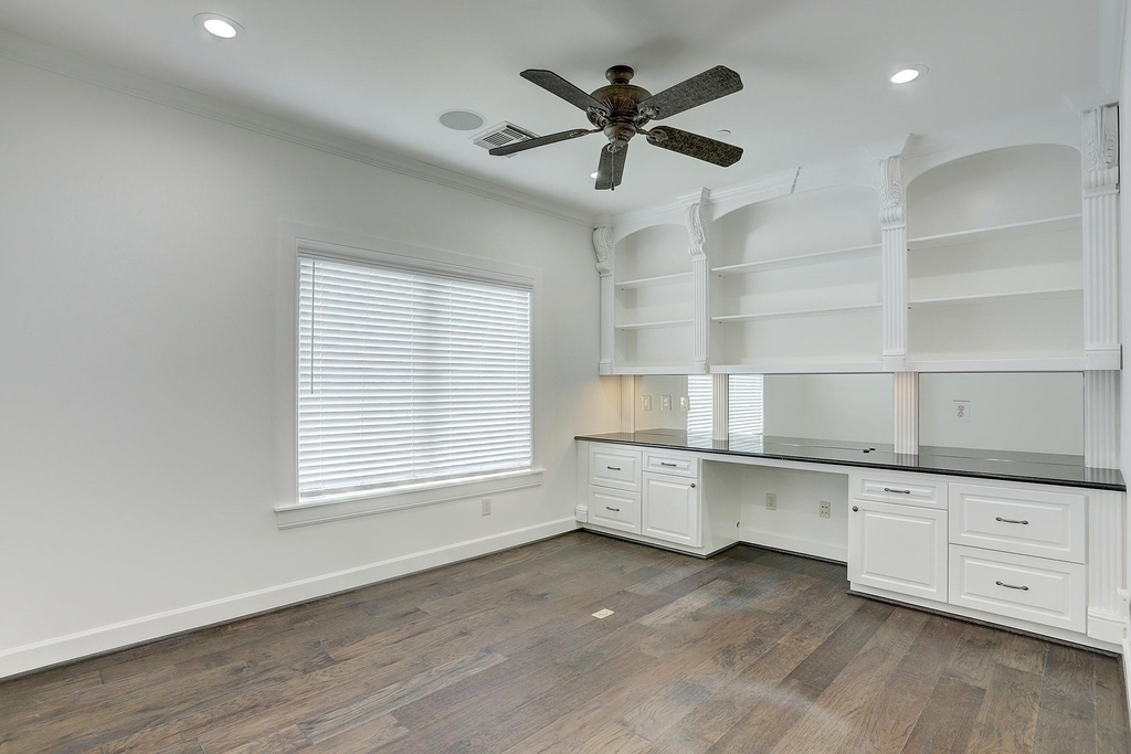 6007 Newcastle Street - Photo 40