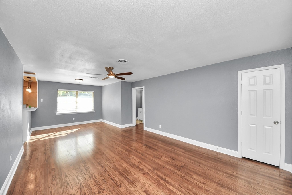 2503 Jean Street - Photo 5
