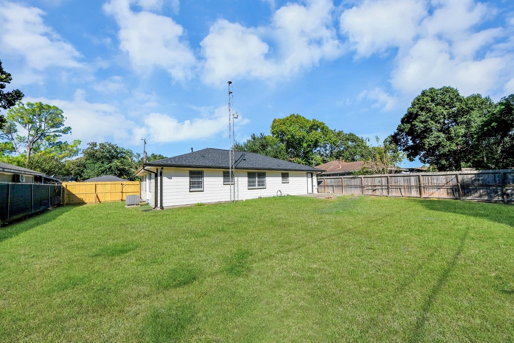 2503 Jean Street - Photo 37