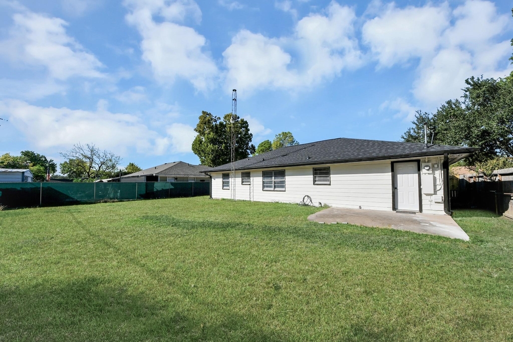 2503 Jean Street - Photo 36