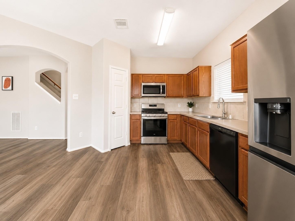 2715 Harte Court - Photo 14