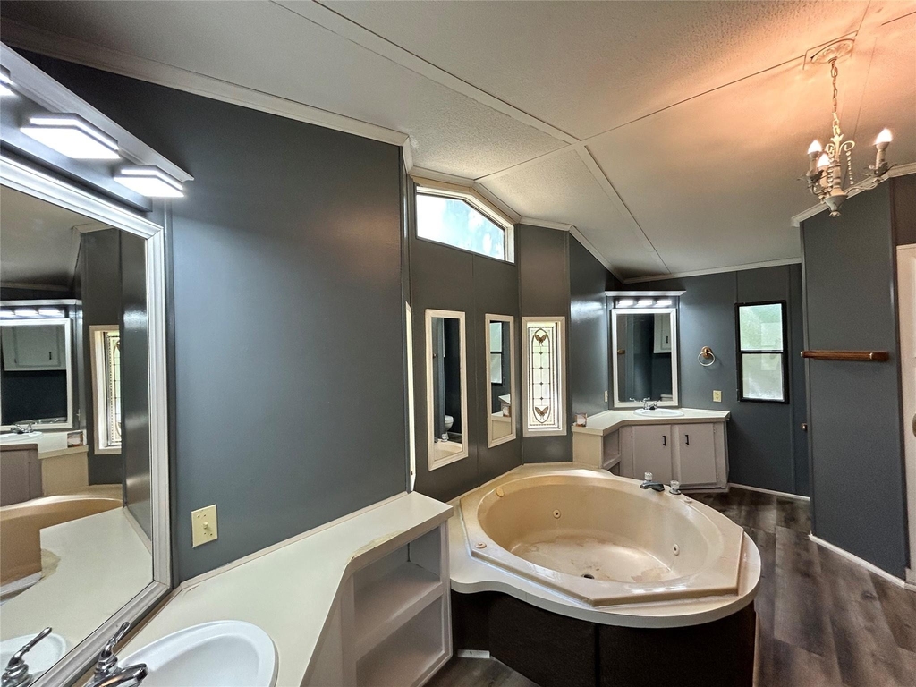 403 W Worsham Street - Photo 3