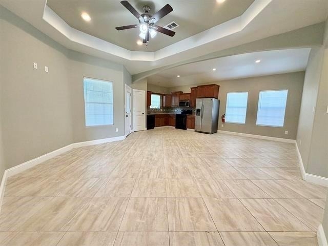 2855 Amber Avenue - Photo 2