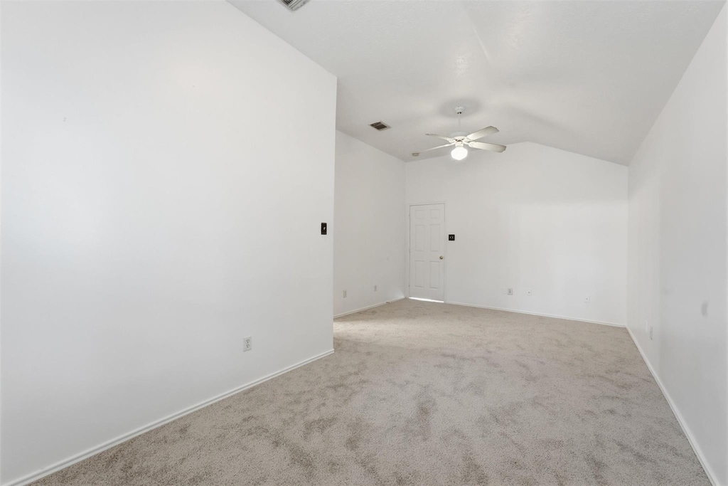 17023 N Lighthouse Drive - Photo 5