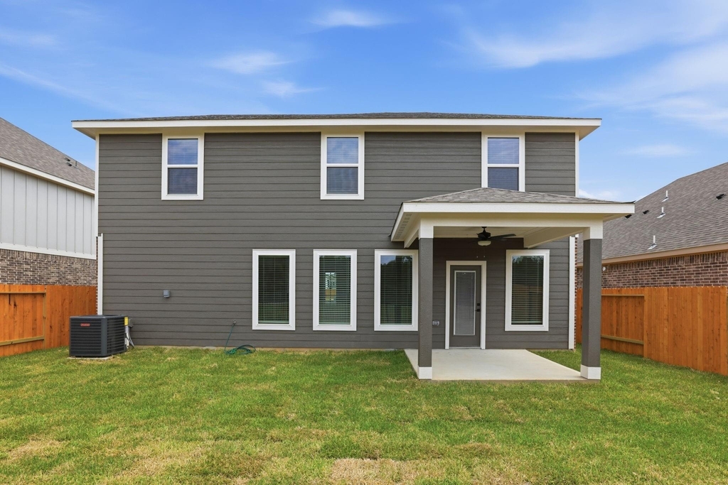 21571 Bluebonnet Bay Drive - Photo 1