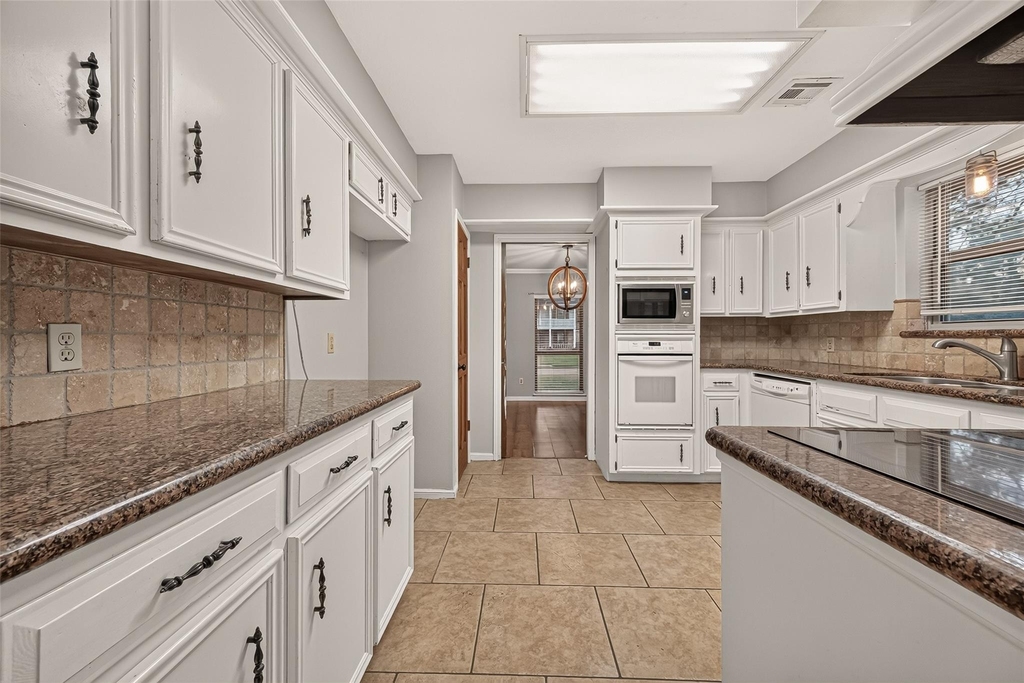 5410 Boyce Springs Drive - Photo 12