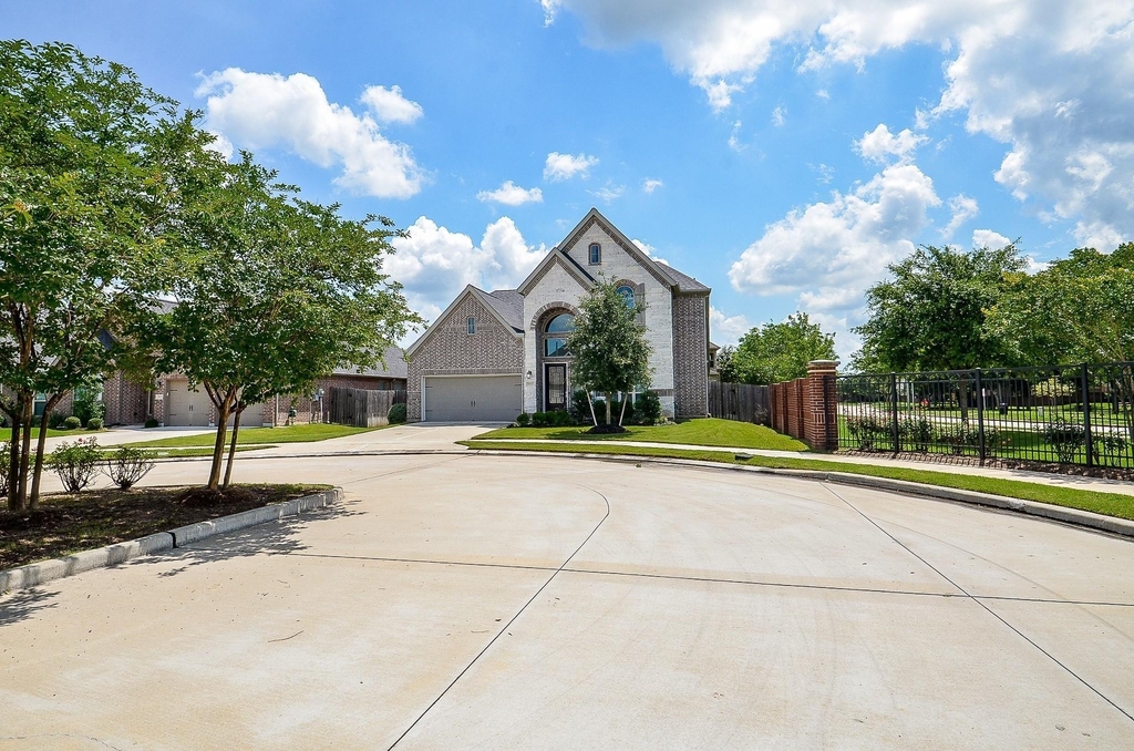 5627 Bending Crest Court - Photo 37