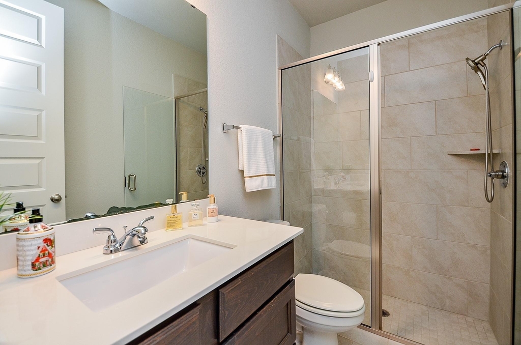 5627 Bending Crest Court - Photo 4