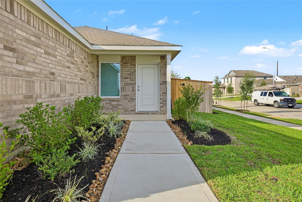 6231 Pelly Place - Photo 2
