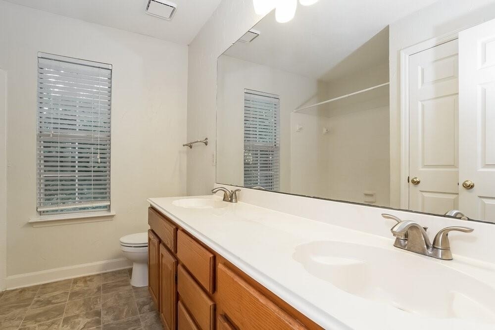 3203 Leafy Pine Court - Photo 14