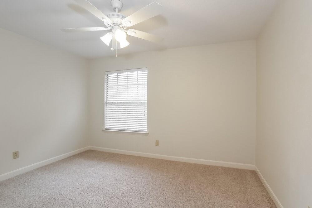 3203 Leafy Pine Court - Photo 12