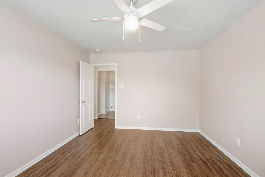 15127 Green Whisper Drive - Photo 10