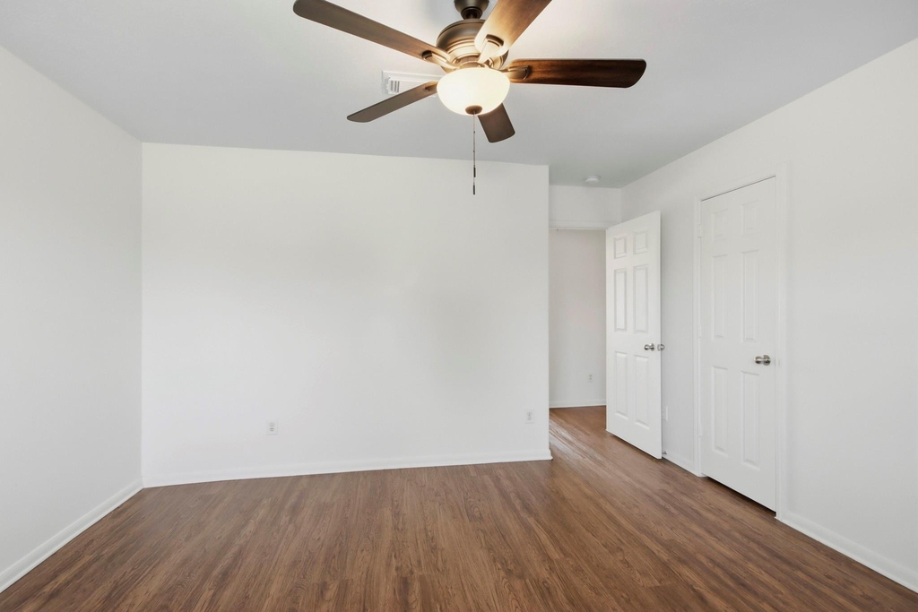 15127 Green Whisper Drive - Photo 12