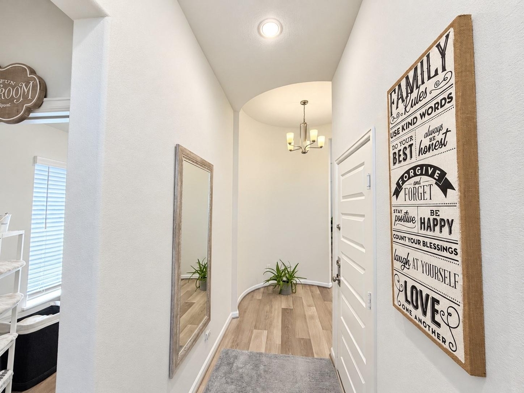11807 Latoveste Lane - Photo 4