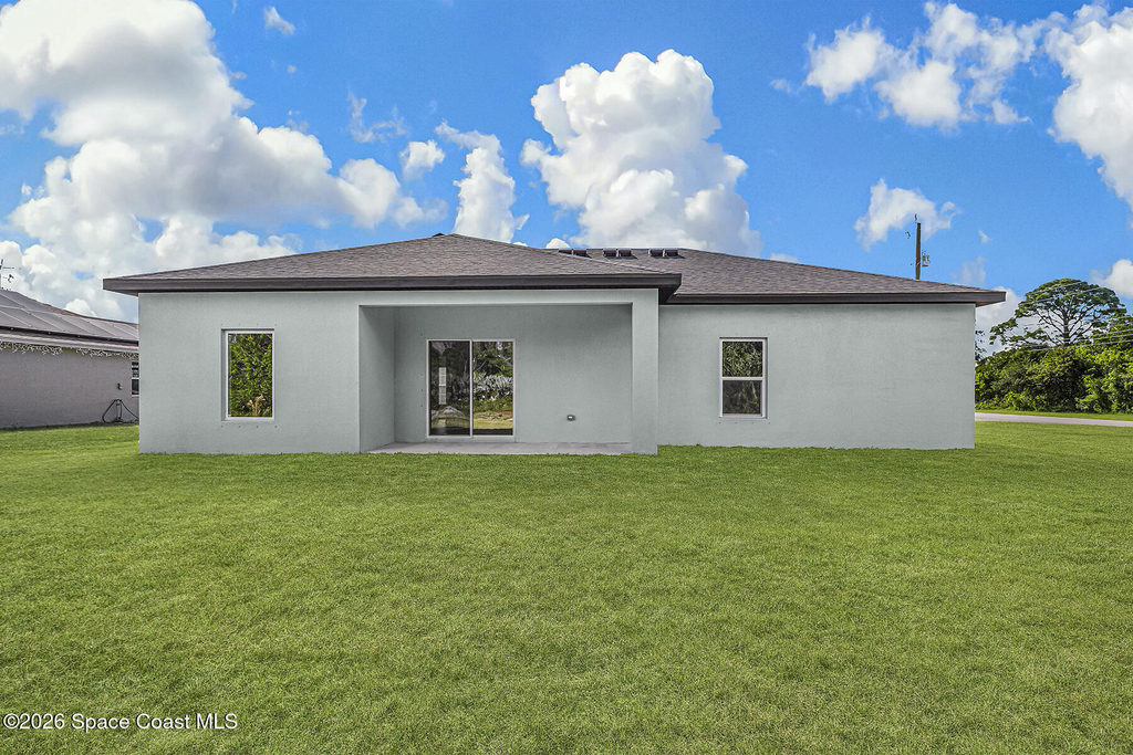 481 Buffum Avenue Ne - Photo 2