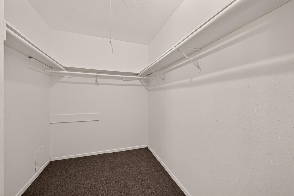 1338 Leadenhall Circle - Photo 34