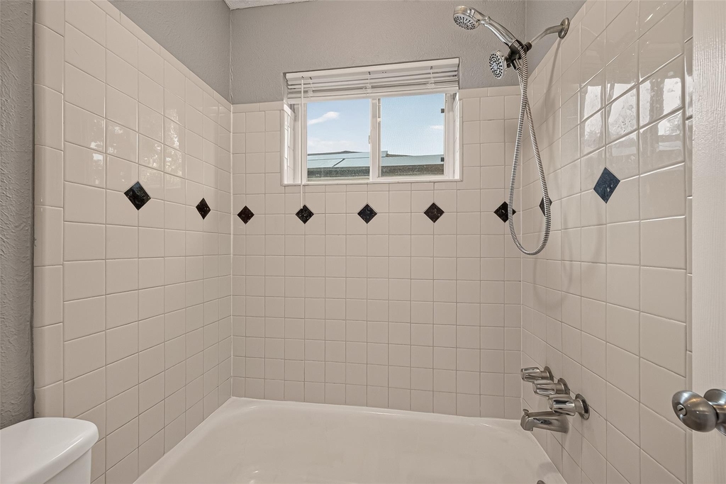 1338 Leadenhall Circle - Photo 33