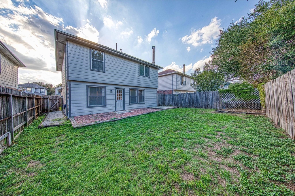 11822 Sunny Stream Drive - Photo 9