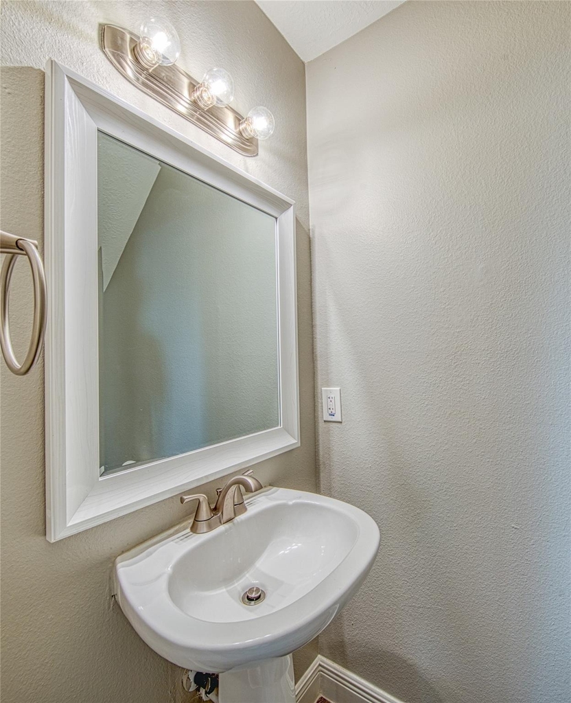11822 Sunny Stream Drive - Photo 7