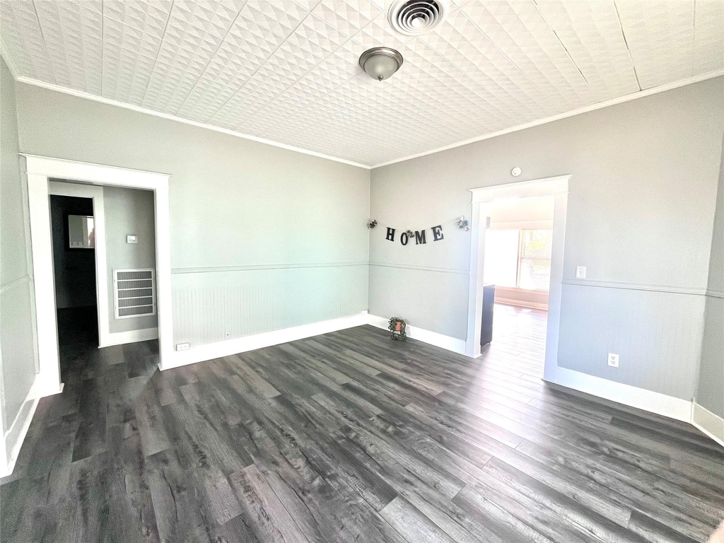 1211 W 2nd Street - Photo 9