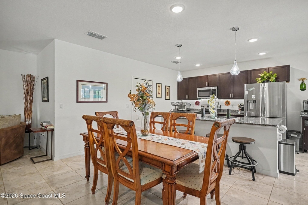 975 Sablon Street Se - Photo 10