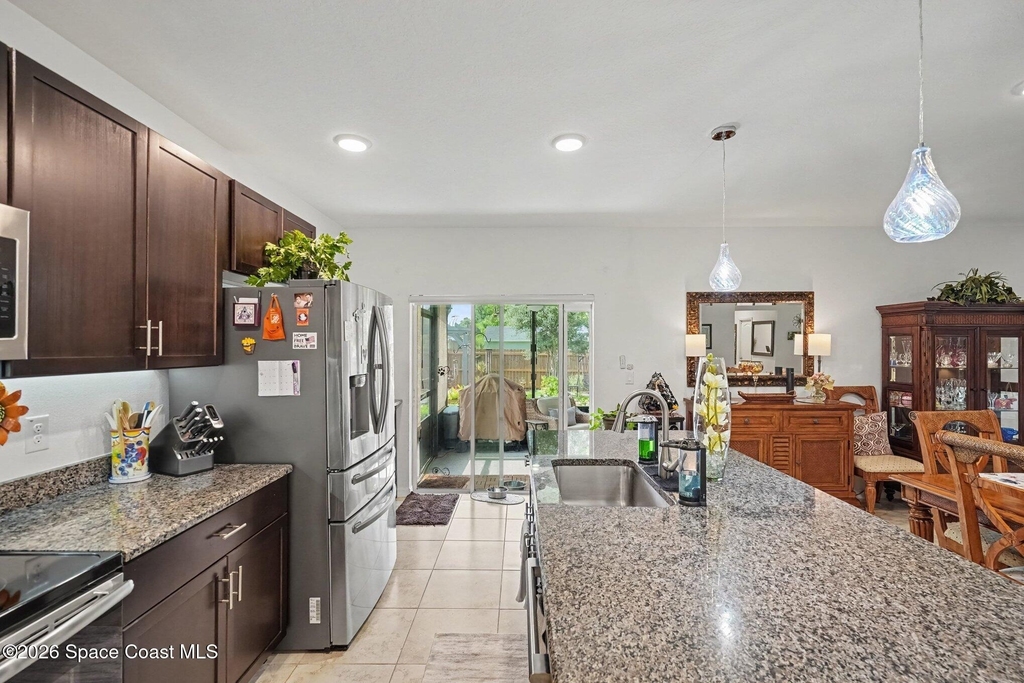 975 Sablon Street Se - Photo 14