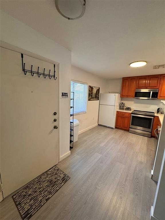 2765 Countryside Boulevard - Photo 2