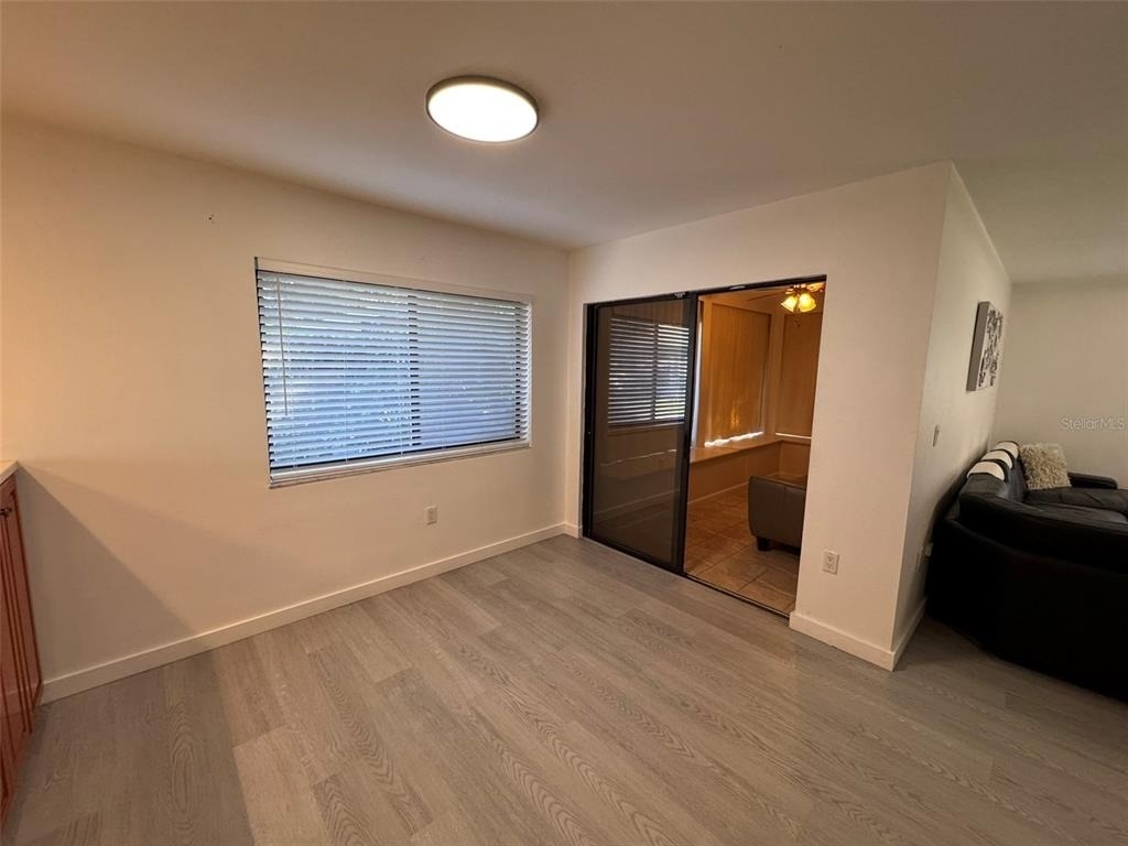 2765 Countryside Boulevard - Photo 8