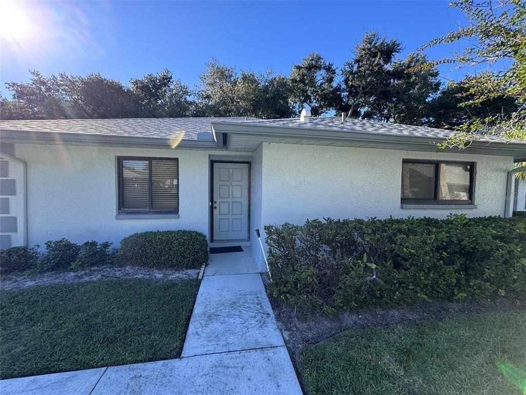 2765 Countryside Boulevard - Photo 0