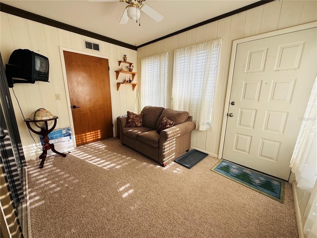 37819 Alissa Drive - Photo 3