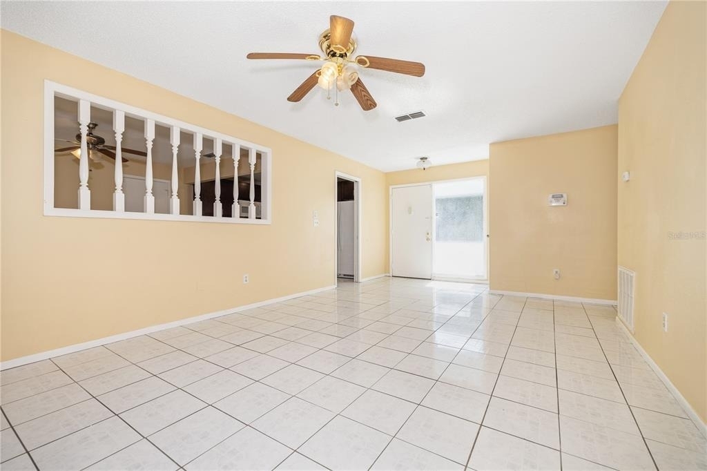 8530 Renald Boulevard - Photo 3