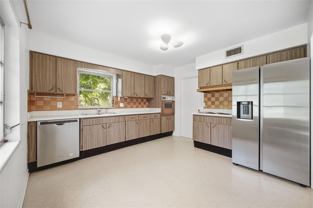 314 Deer Park Avenue - Photo 7