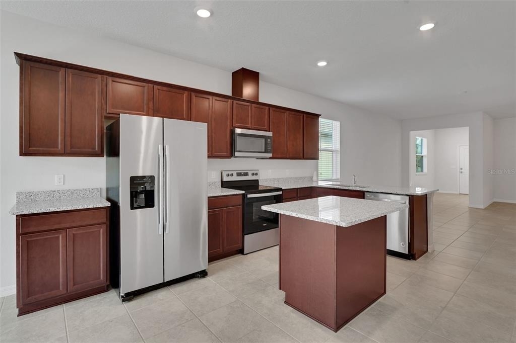 5160 Chickadee Street - Photo 8