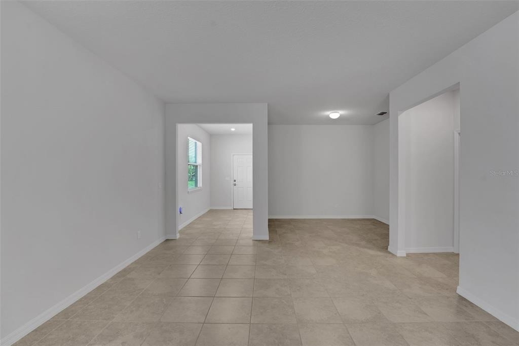 5160 Chickadee Street - Photo 4